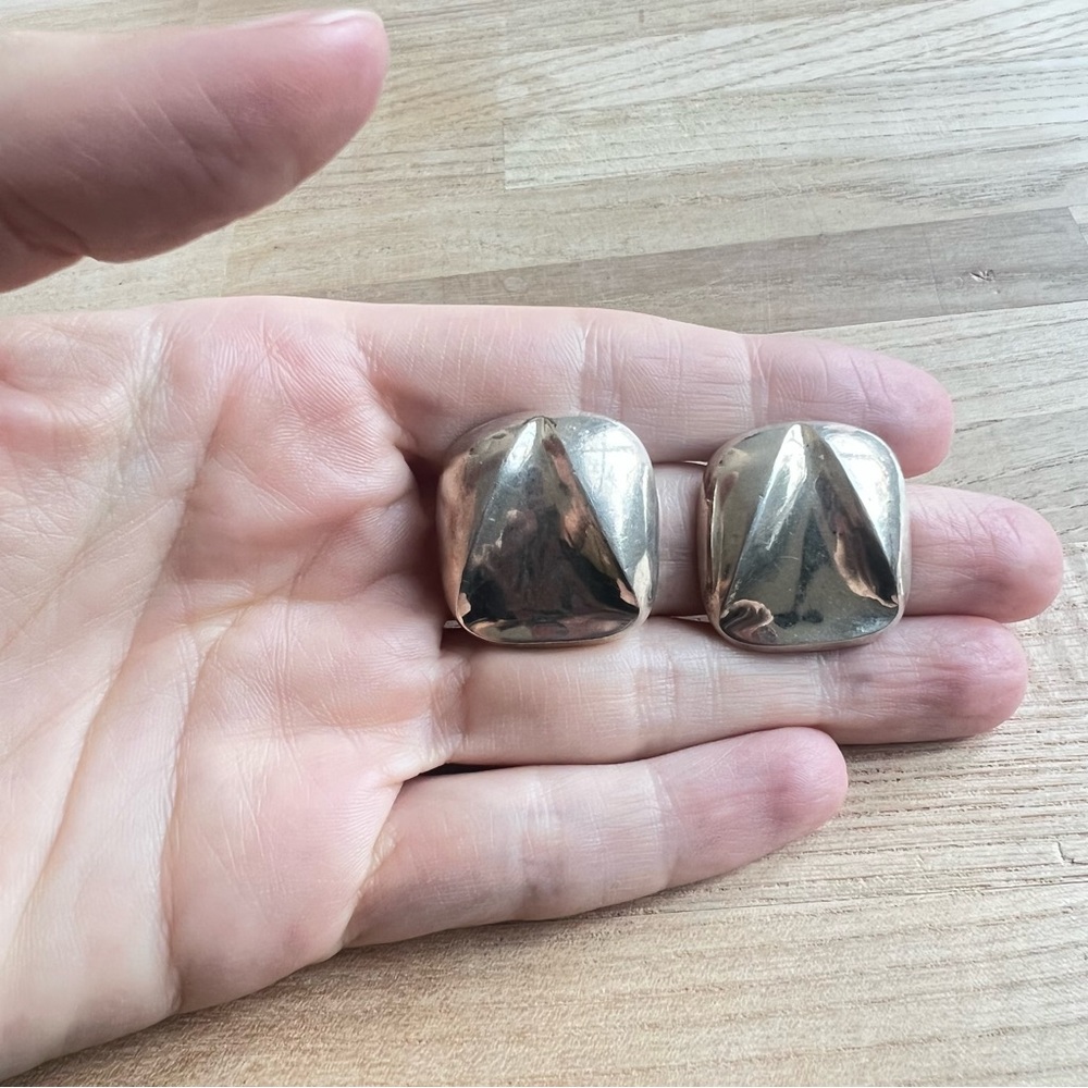 Vintage ND signed Sterling silver earrings on posts